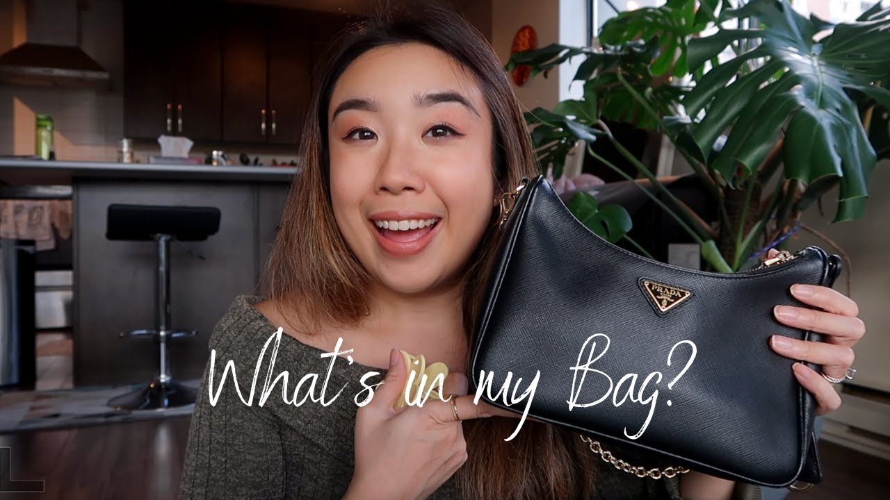 WHAT'S IN MY BAG | Prada Reedition Saffiano Leather