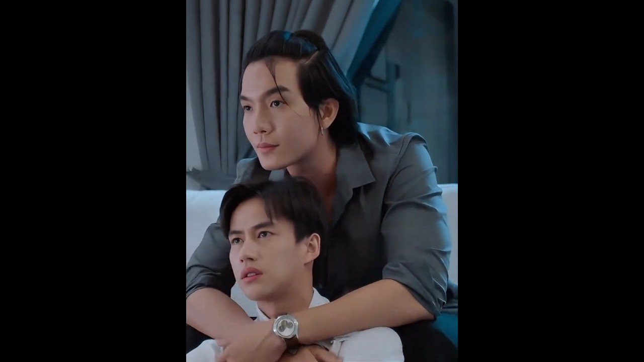 Sorn is obessed with jun&rsquo;s cookie let him breathe 😭😭#thaibl #shorts #mystubborn #boatoat #bl #bledit