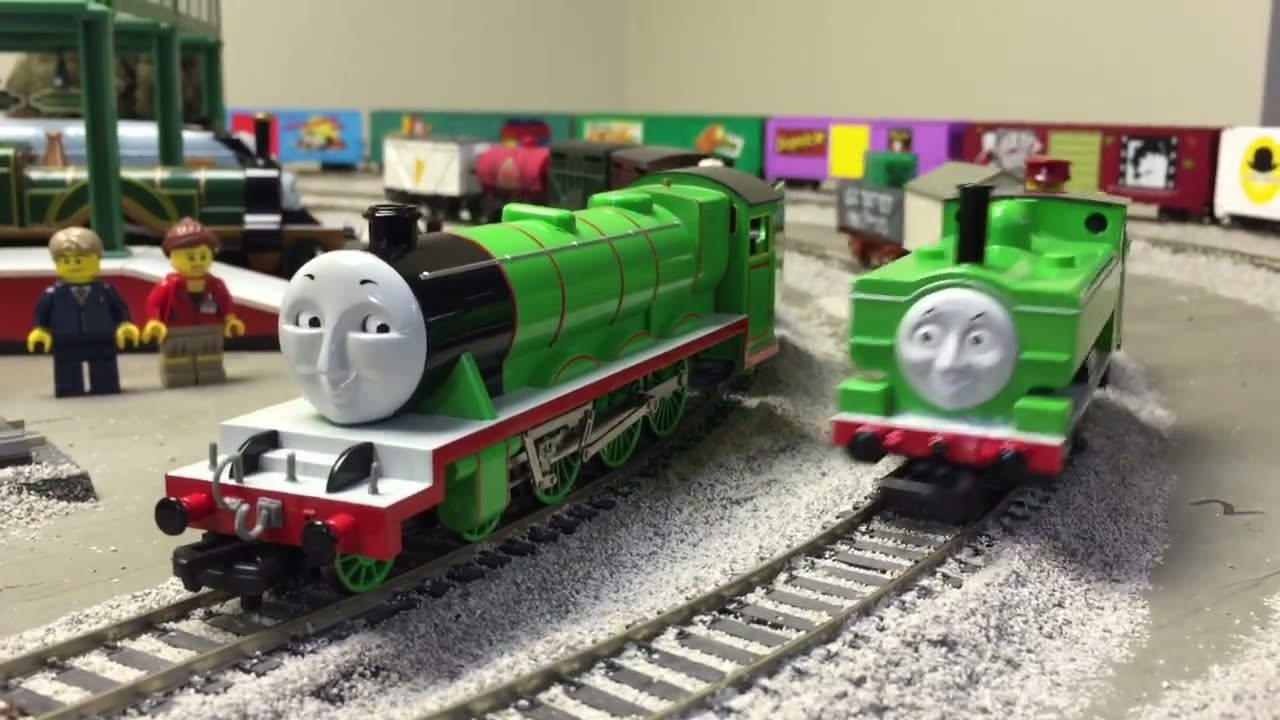 Thomas & Friends New Train Windmill and Broken Duck Face