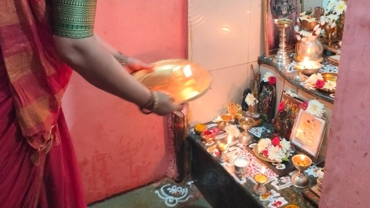 #ನಮ್ಮ ಮನೆಯ ಪೂಜಾ ರೂಂ ಪರಿಚಯ/Introduction of our puja Room #newvideo
