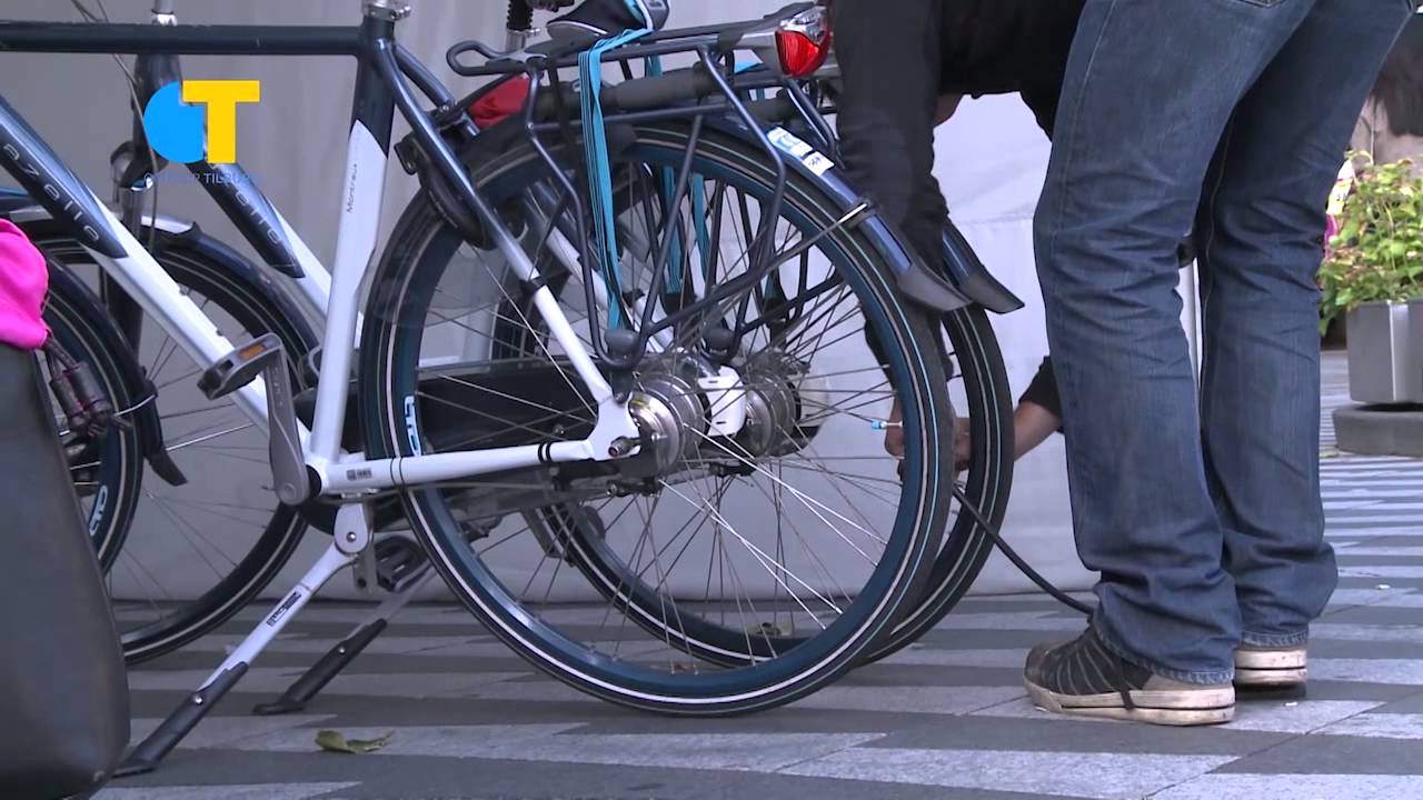 Gratis fiets-APK op Pieter Vreedeplein - Omroep Tilburg Nieuws