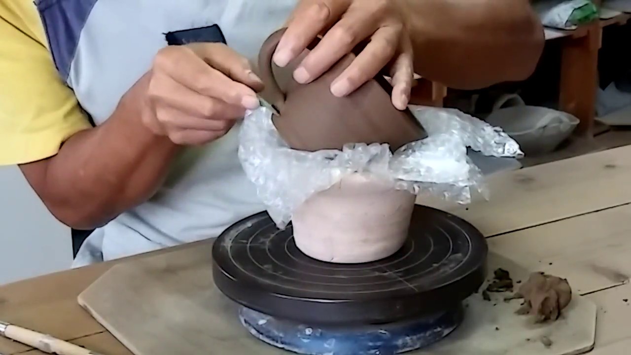 マグカップの高台削りと取手付