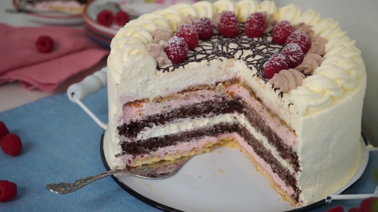 Himbeer Schokoladen Torte - Die luftigsten, fruchtigste Sahnetorte EVER - Rezept - Kuchenfee