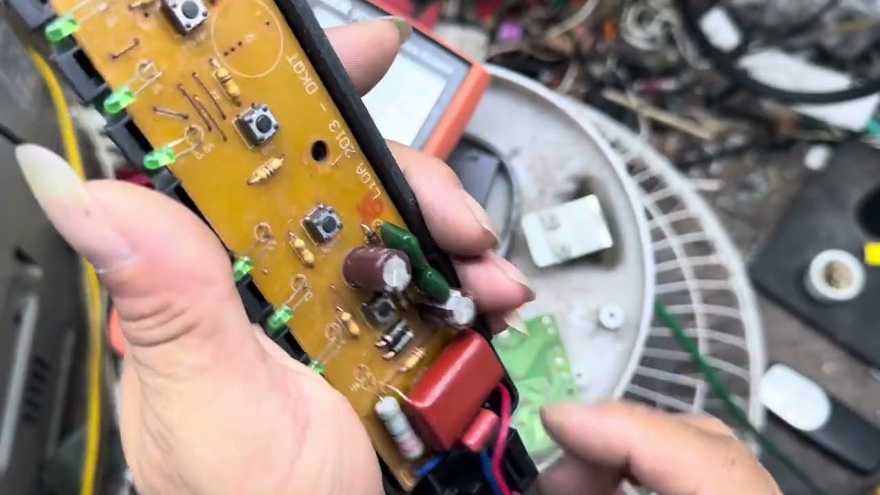 Sửa quạt đảo trần vinawind có điều khiển từ xa, chỉ bật được, không điều khiển được