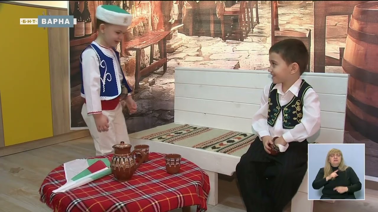 НА ТЕАТЪР В ДЕТСКА ГРАДИНА “ДОРА ГАБЕ”, ЕЗЕРОВО