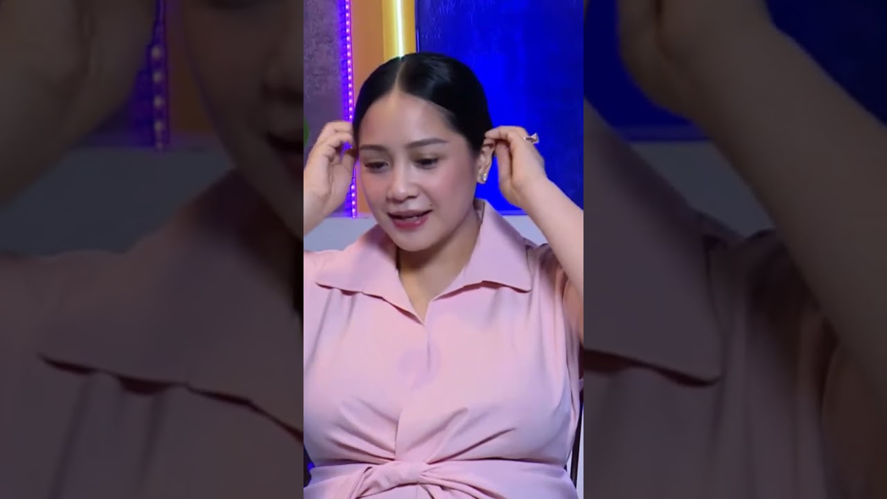 Nagita Slavina Hot Zoom In Face Fancam #07