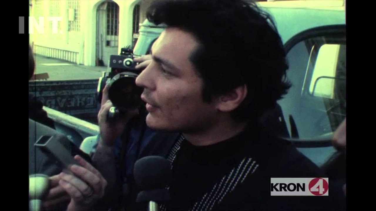 Ричард Оукс произносит Прокламацию Алькатраса (1969) — из АРХИВА ОБРАЗОВАНИЯ