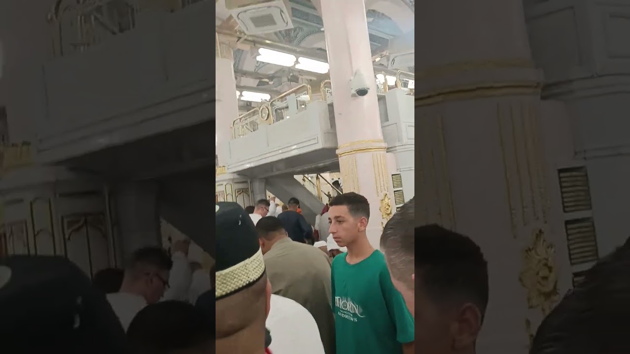 اللهم صل وسلم وبارك على سيدنا محمد حبيبي يا رسول الله ♥️ ربنا يرزق كل مشتاق زياره الحبيب 