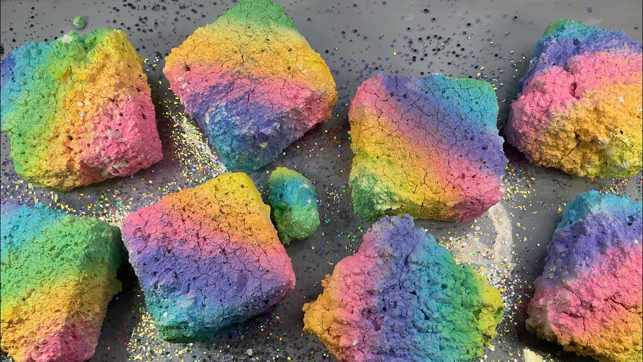 V Day Pride | Rainbow Pasted Gym Chalk