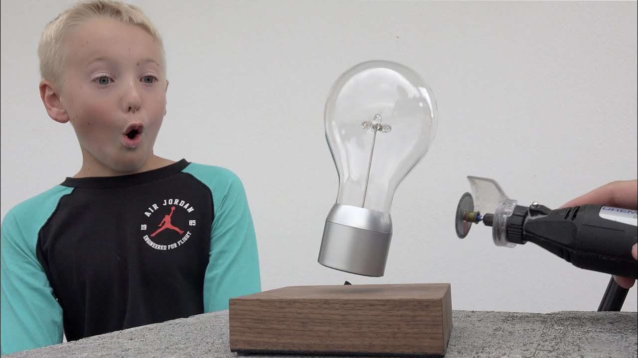 What's inside a Levitating Light?