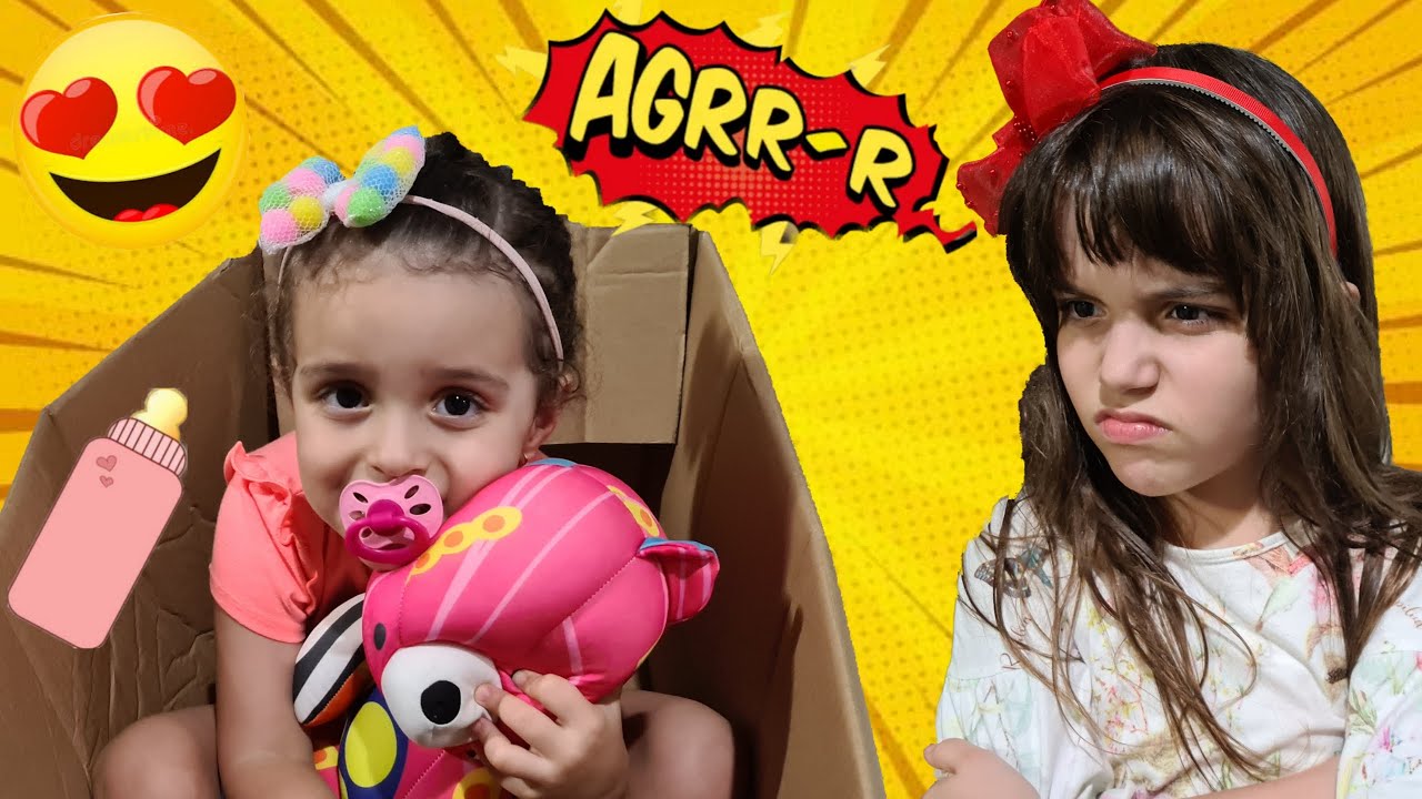 Elisa e Marina em uma história engraçada de uma nova irmã Bebê