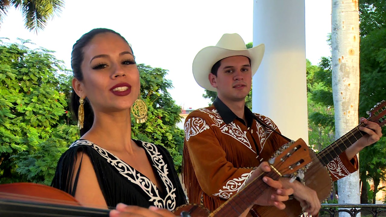 TRIO Jilgueros de Altamira El mil amores, autor.- Cuco Sánchez
