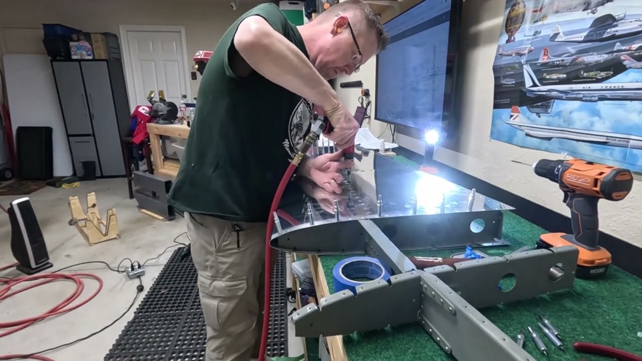 Building a Van's RV-8 in my Garage Horz Stab Pt. 12