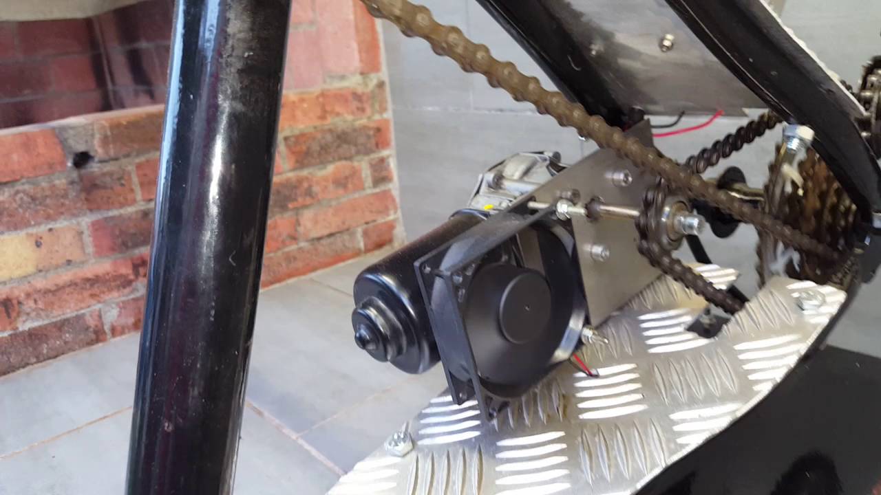 Fabrication d'un tourne broche avec un cadre de vtt et un moteur essuie-glaces