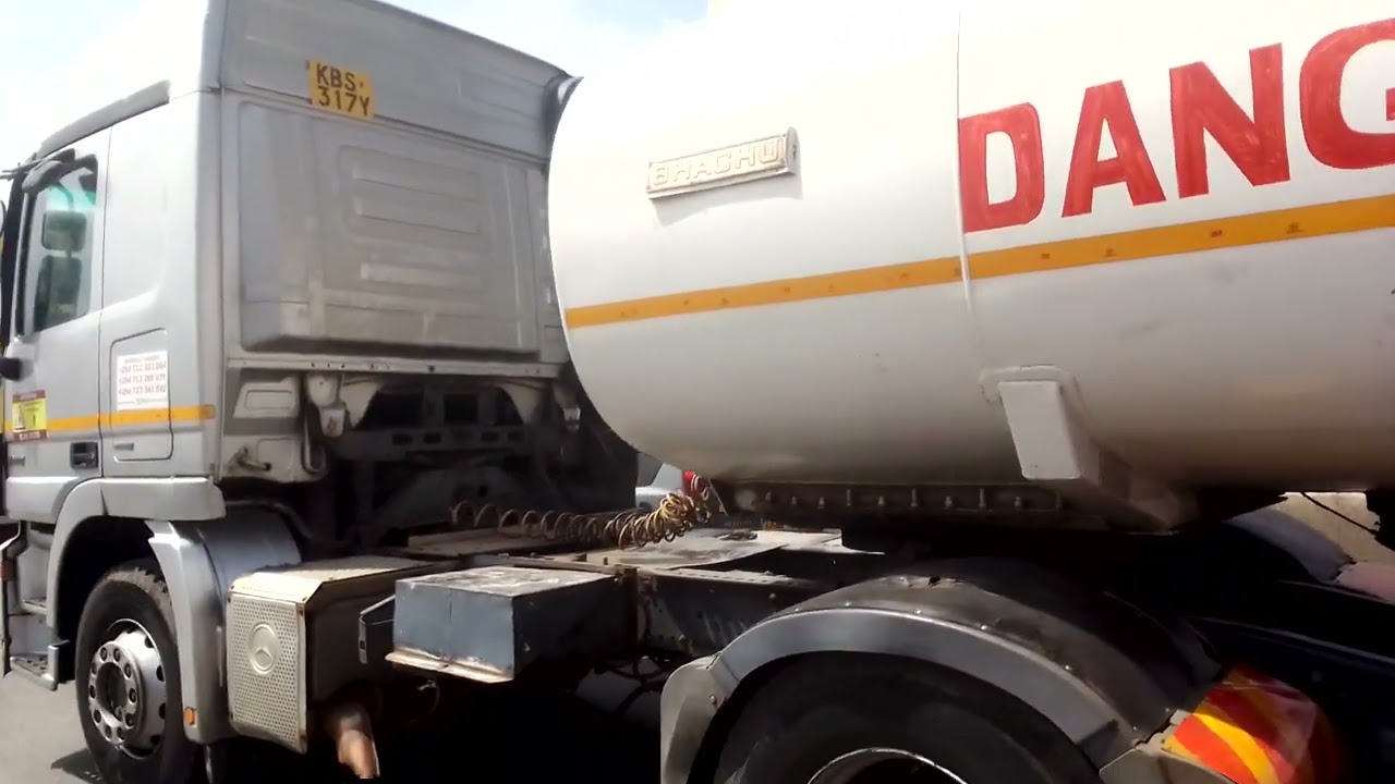 MACADAM ROADS IN AFRICA