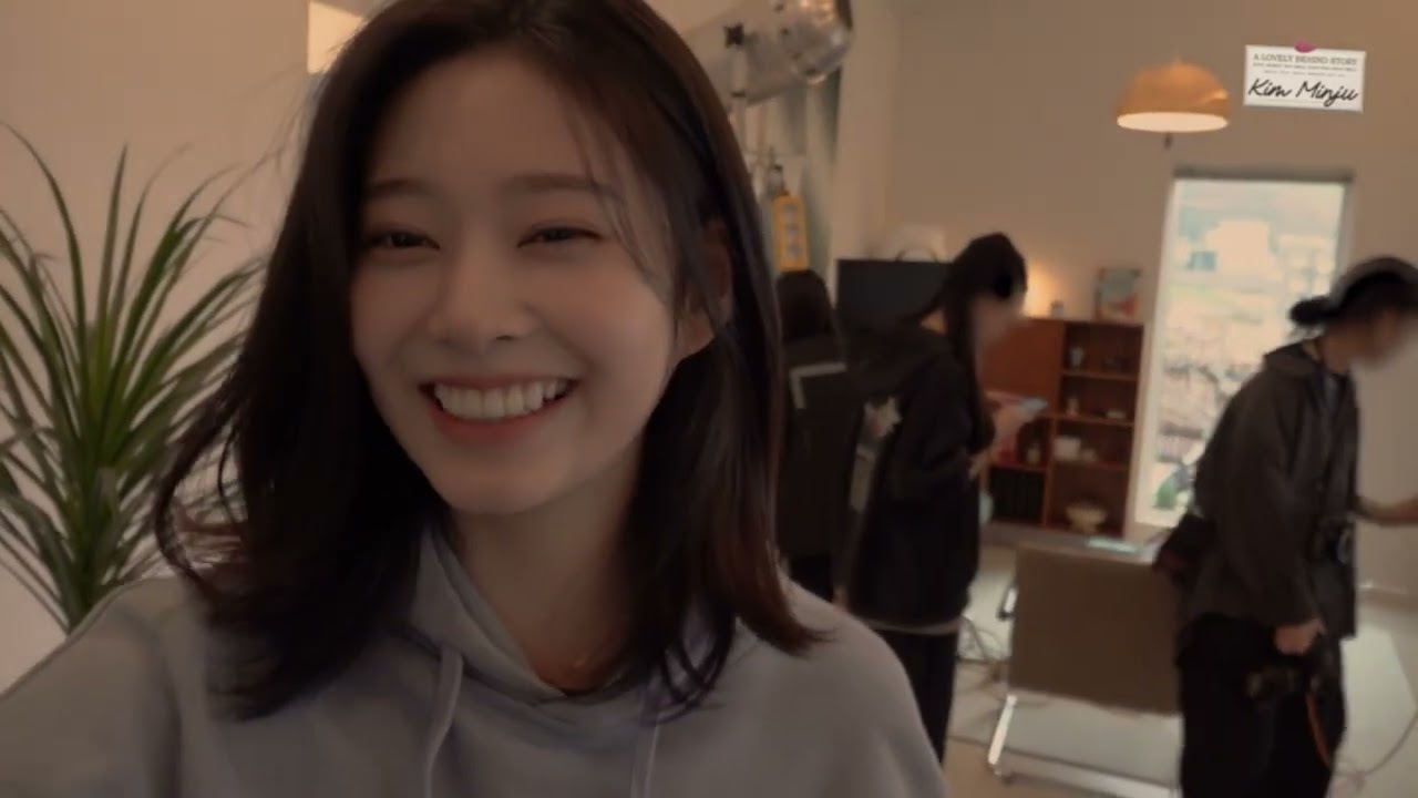 KIM MINJU 2024 SEASONS GREETINGS MAKING FILM