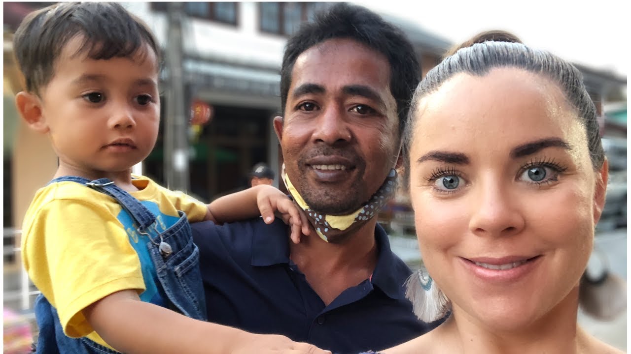 Maenam Walking Street is Back!- my expat life Koh Samui, Thailand