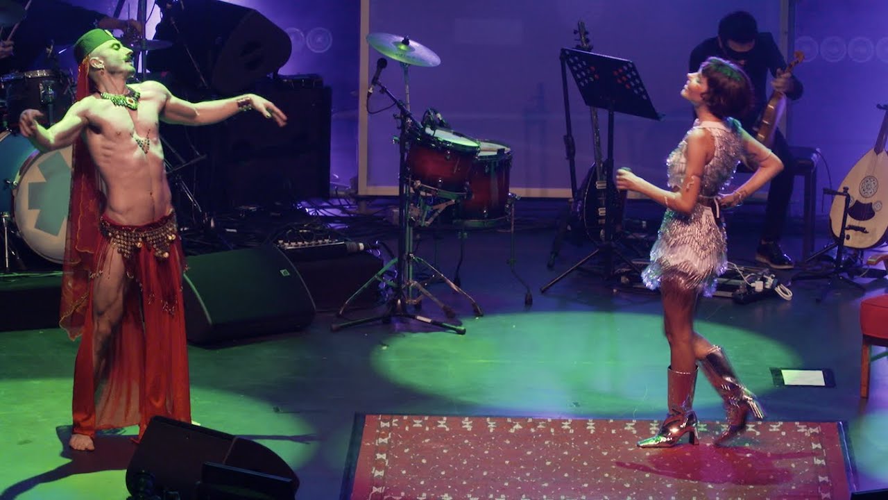 Gaye Su Akyol - Abbas Live (Harbiye A&ccedil;ıkhava Tiyatrosu)