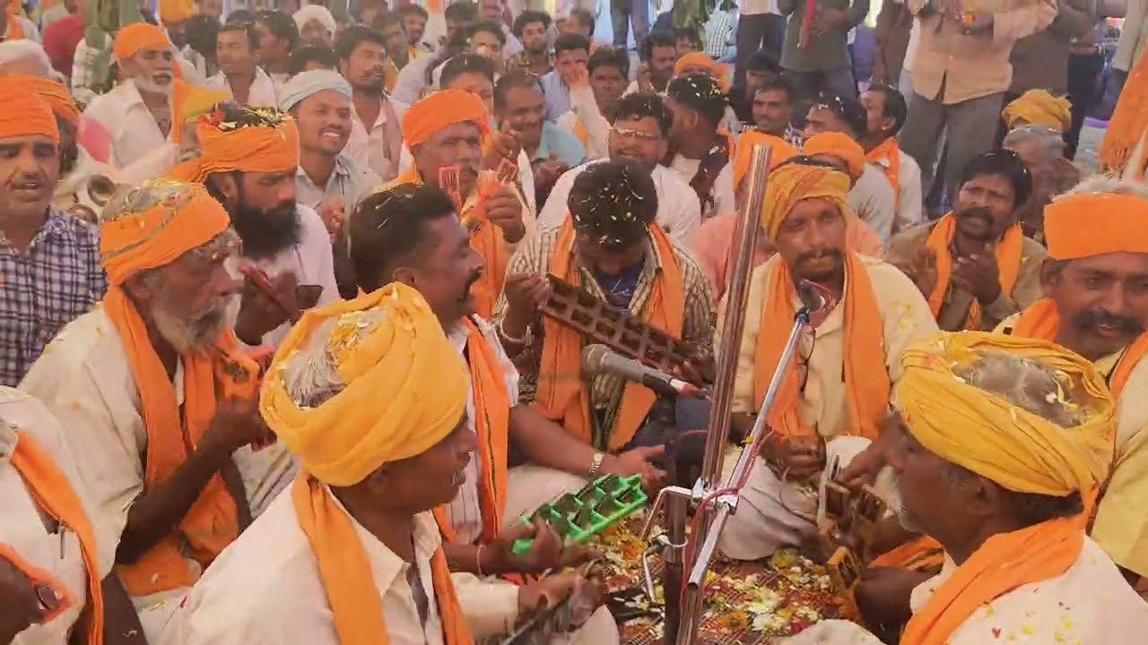 आदिवासी भजन मंडली भारी माटी में