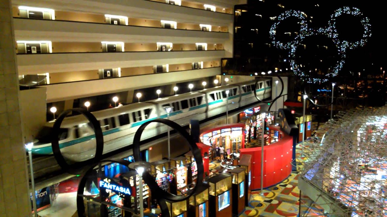 Contemporary Resort - Grand Canyon Concourse