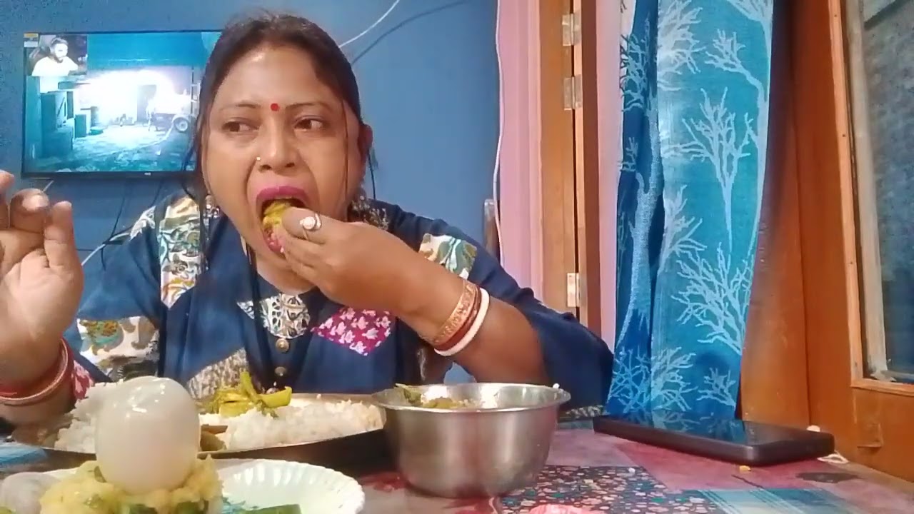 মাছ কণী আৰু আলু ছেলাট 