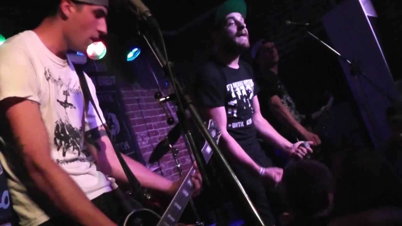 02)  гр.FOOLISH (франция) punk-rock, ska-core (21-07-2013)