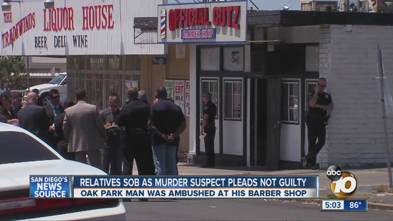 Man accused of fatally shooting Oak Park barbershop owner pleads not guilty