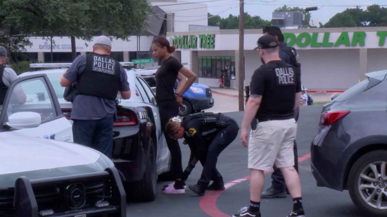 Traffic Stop Arrest 4200 W Camp Wisdom Road In Dallas, Texas
