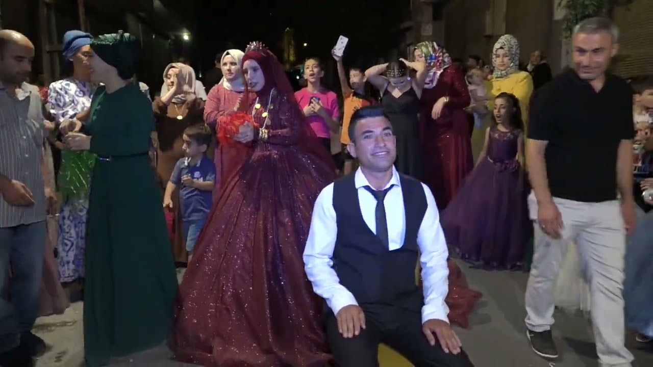 Baterist Cahit Ve Ekibi ile Mesut Kamera Farkıyla Zöhre Ve Ramazan Kına Töreni 3 ( Yaylacık ) ...