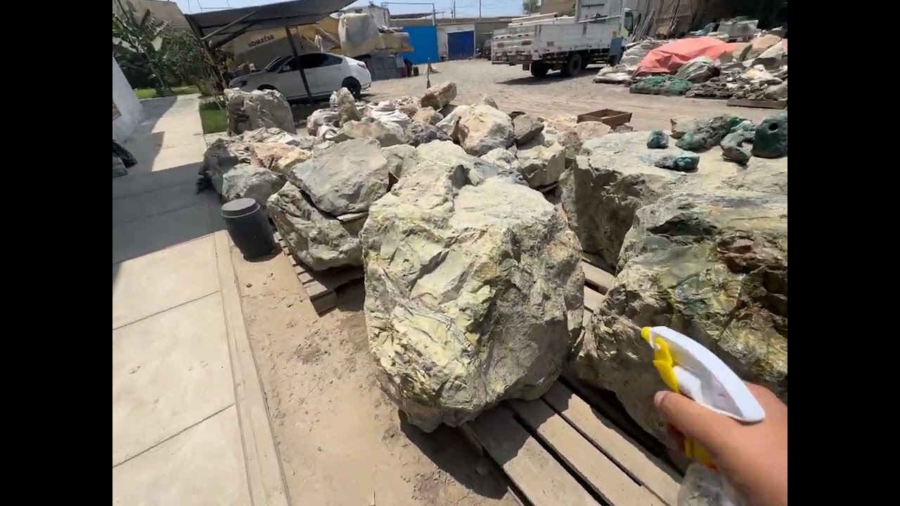 Serpentine / serpentina - PERU MINERALS 2026 in Lima Per&uacute; 