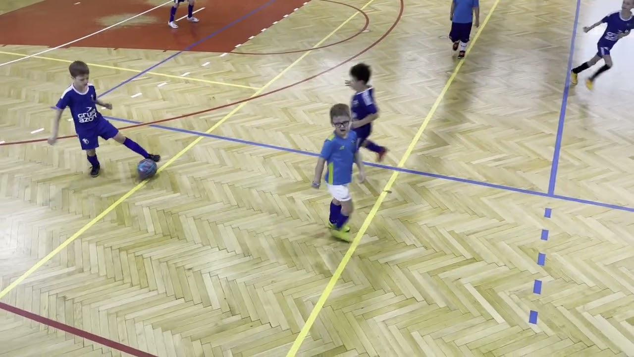 Unia Tarnów 2015/16 - LKS Ładna - (Orliki) - Turniej Zakliczyn 24/02/2024 [Arch]