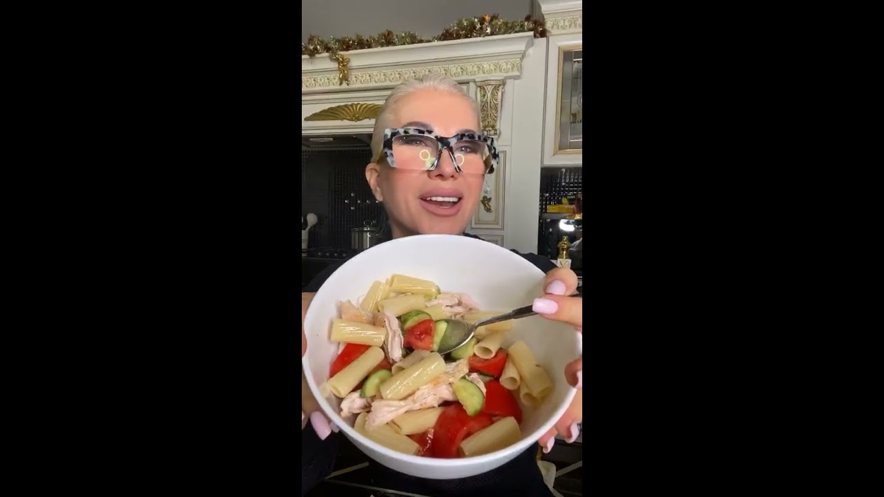 Юля Калачева (@ kalacheva julia~1602314400~18158395063070614~1