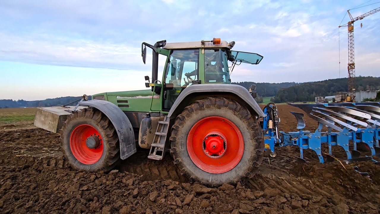 Fendt Favorit 824 Turbo dreht voll durch mit 6 -Schar Lemken Juwel 8 Volldrehpflug!