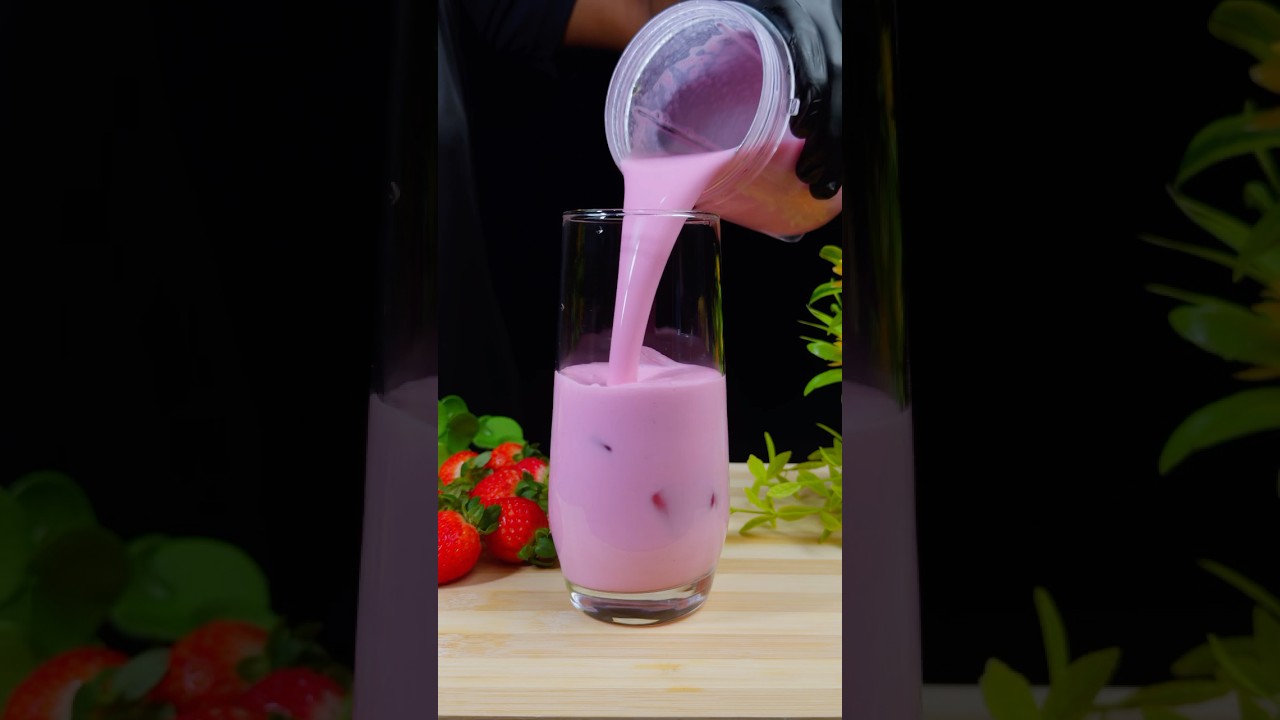 Strawberry Banana Smoothie #asmrsounds #shorts