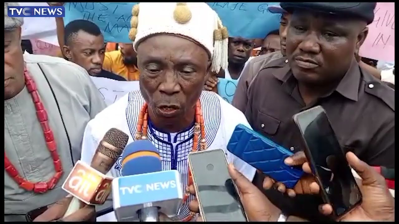 Arogbo Ijaw Youth, Monarch Protest At Venue Of Ondo LCDAs Creation Public Hearing