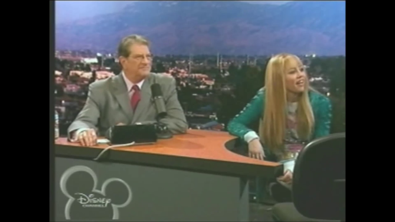 Hannah Montana v/s Mikayla