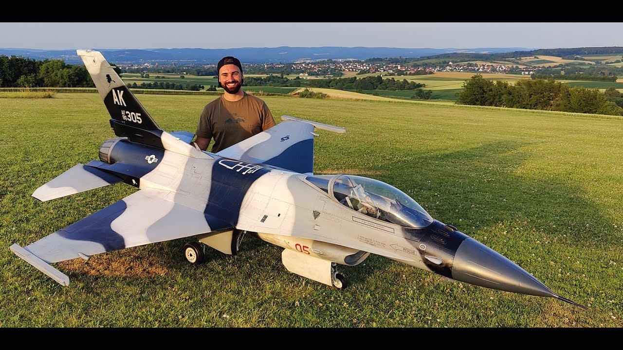 Jetlegend F-16 1/5 Pushed to the Limit by Kris Werner!