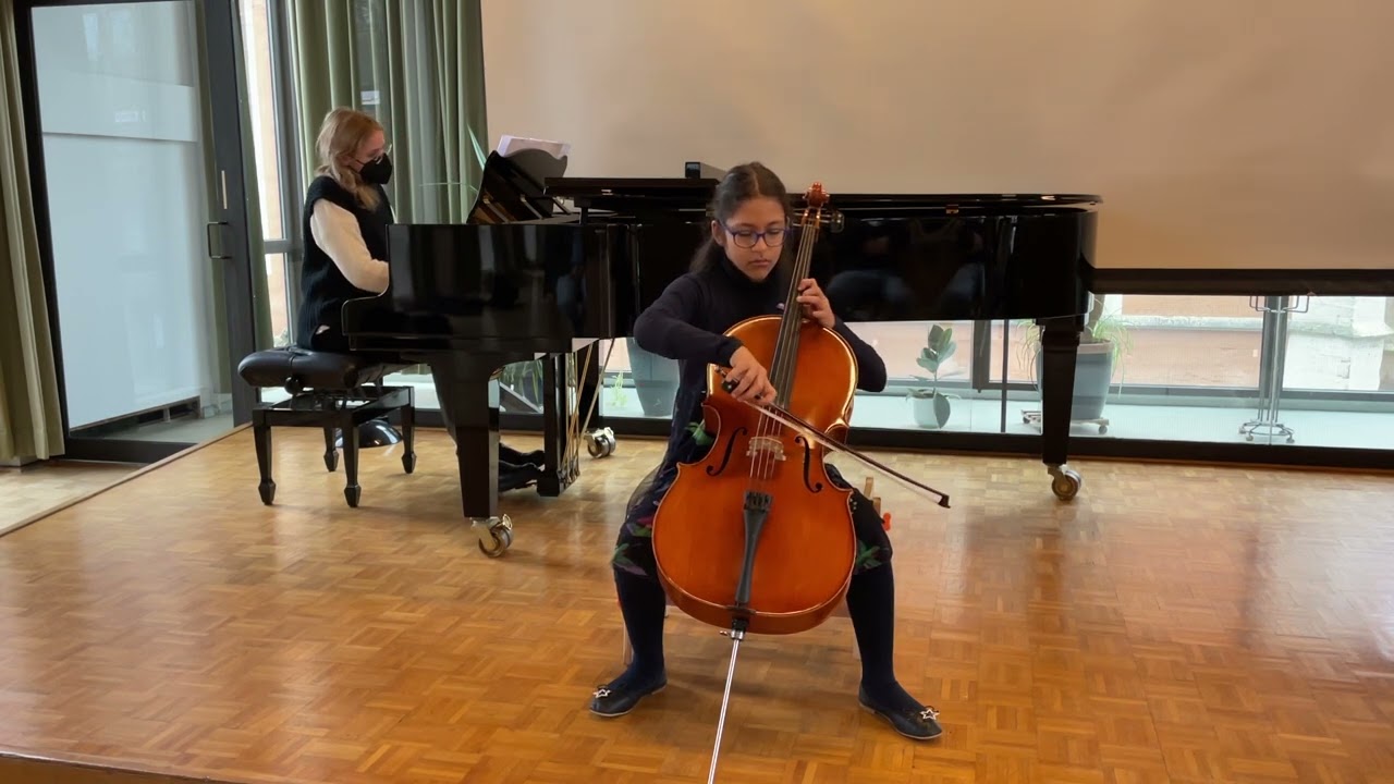 Jugend musiziert - Anna Berzosa Lévano (10 J.) spielt Schubert: Serenade (Ständchen)