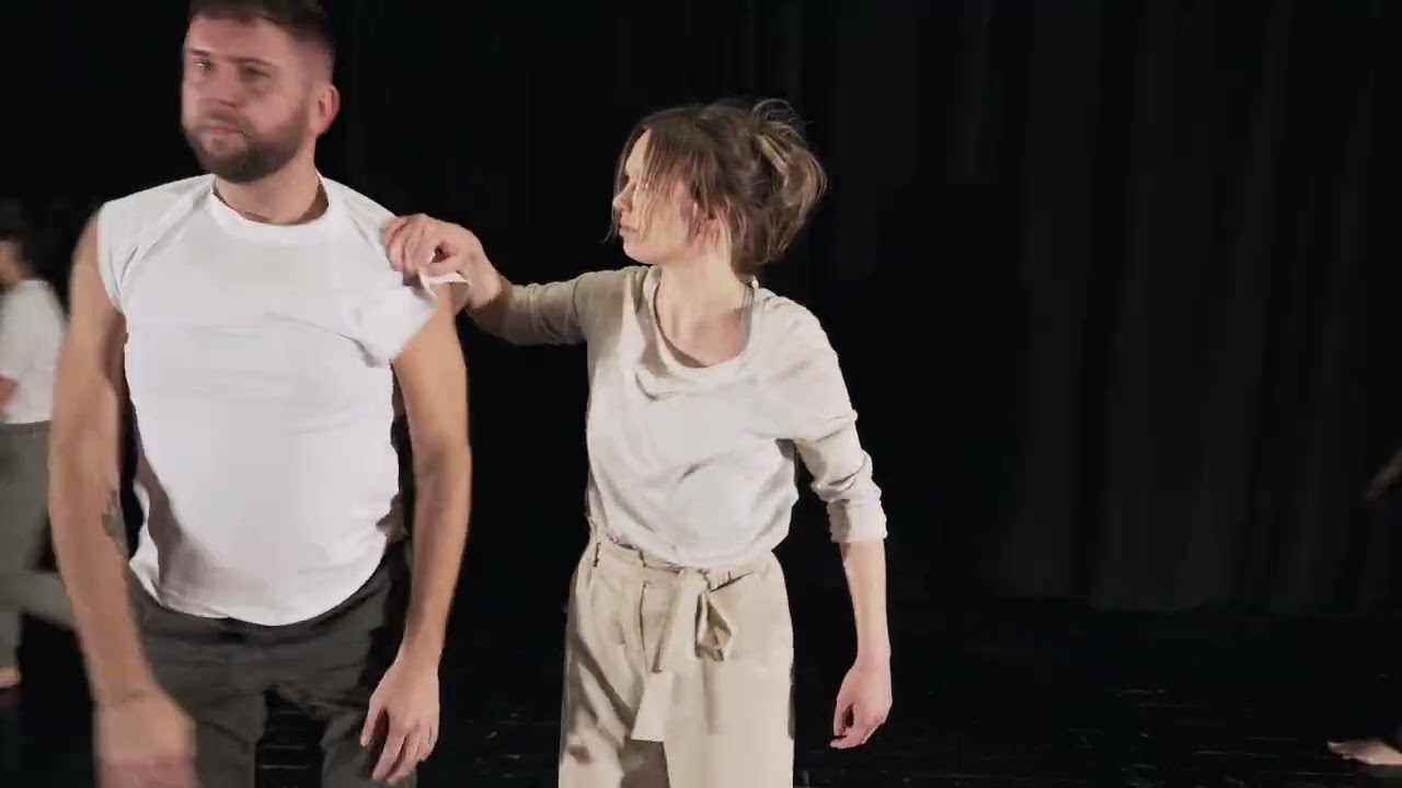 ADEPCI Krakowskiego Teatru Tańca w choreografii Agnieszki Ferenc