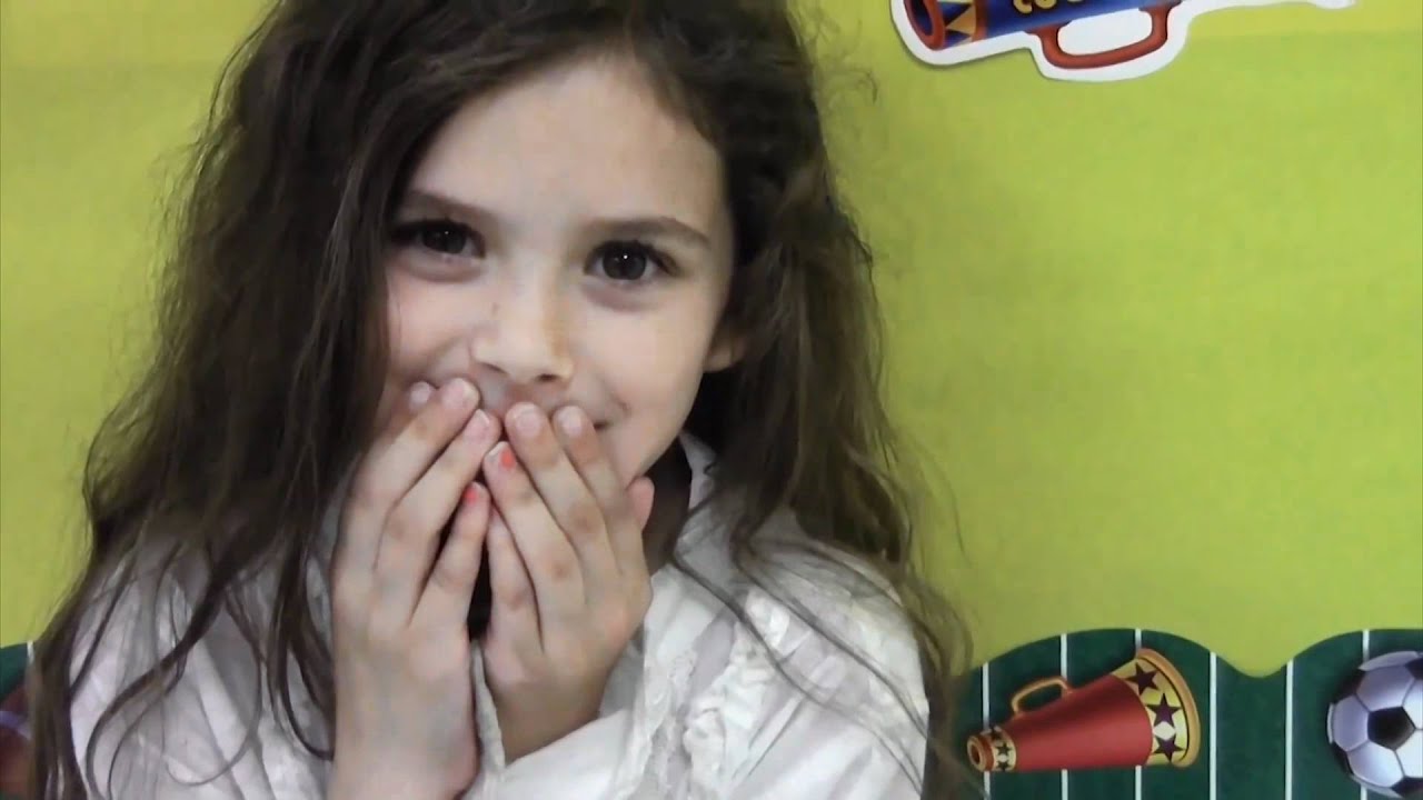 Mini Celebrities Episode 2 - Justin Bieber - Selena Gomez - Taylor Swift - Lindsey Lohan