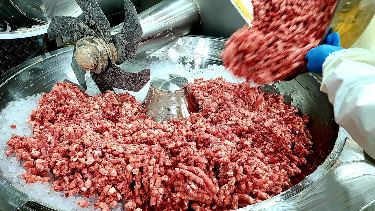 Изготовление удивительных сосисок на корейской колбасной фабрике - Korean street food