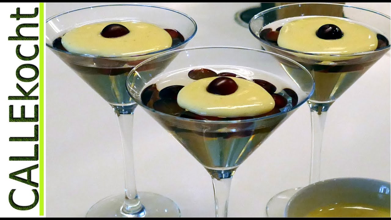 Weingelee mit Vanillesauce und Weintrauben selber machen - Omas Rezept
