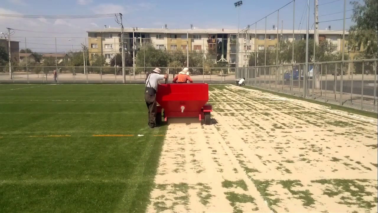 Mantenimiento de Canchas Sintéticas