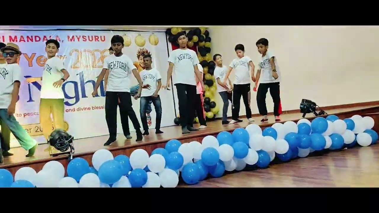 Twins Night – Class 6 Hostel Students 🌍💃🕺 | Colorful Bollywood, English, Vietnamese & Ladakhi Dance