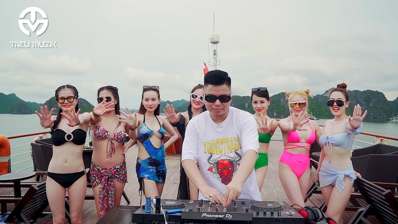NHẠC TRÊN DU THUYỀN CÙNG CÁC HỌC SINH DJ TRIỆU MUZIK - MUZIK TEAM