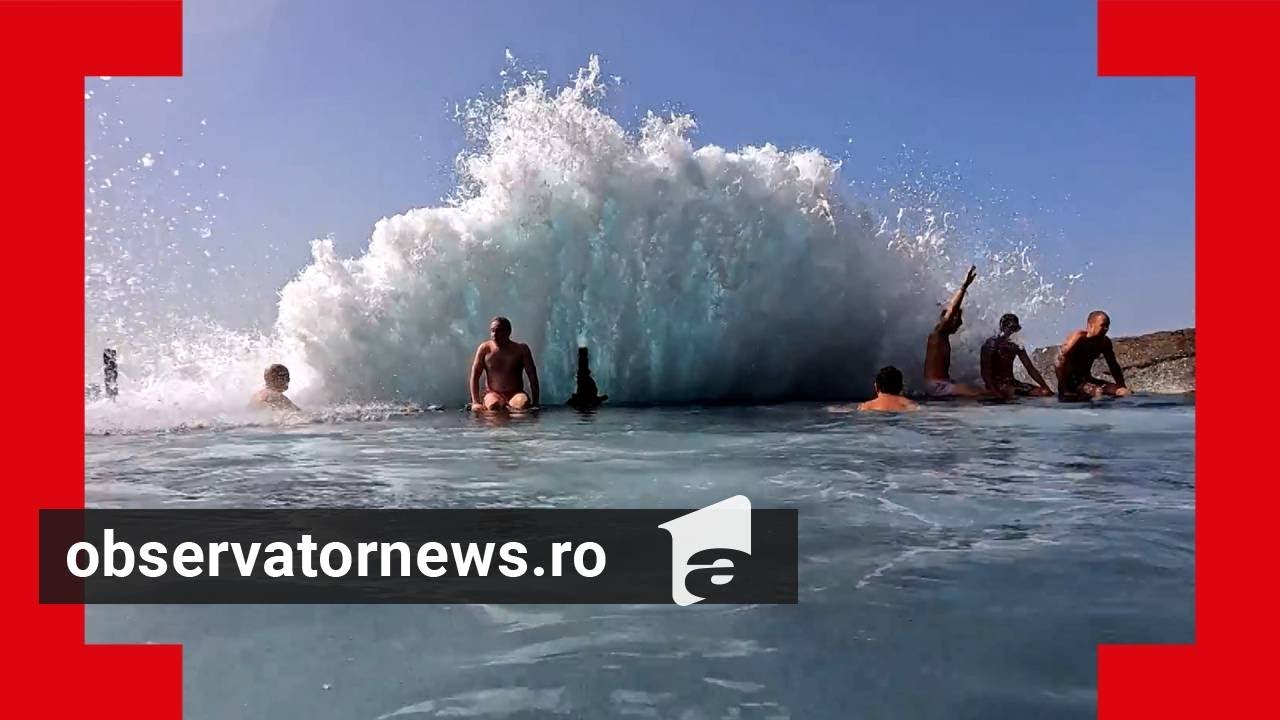 Filmul morţii celor doi români din Tenerife, luaţi de un val uriaş. Au ignorat toate avertismentele