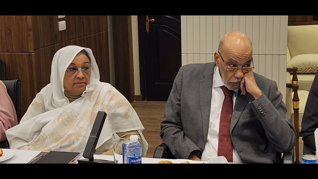 سفير السودان بالقاهرة يجتمع ببعض مدراء وعمداء الجامعات والكليات السودانية في مبنى السفارة الجديد 