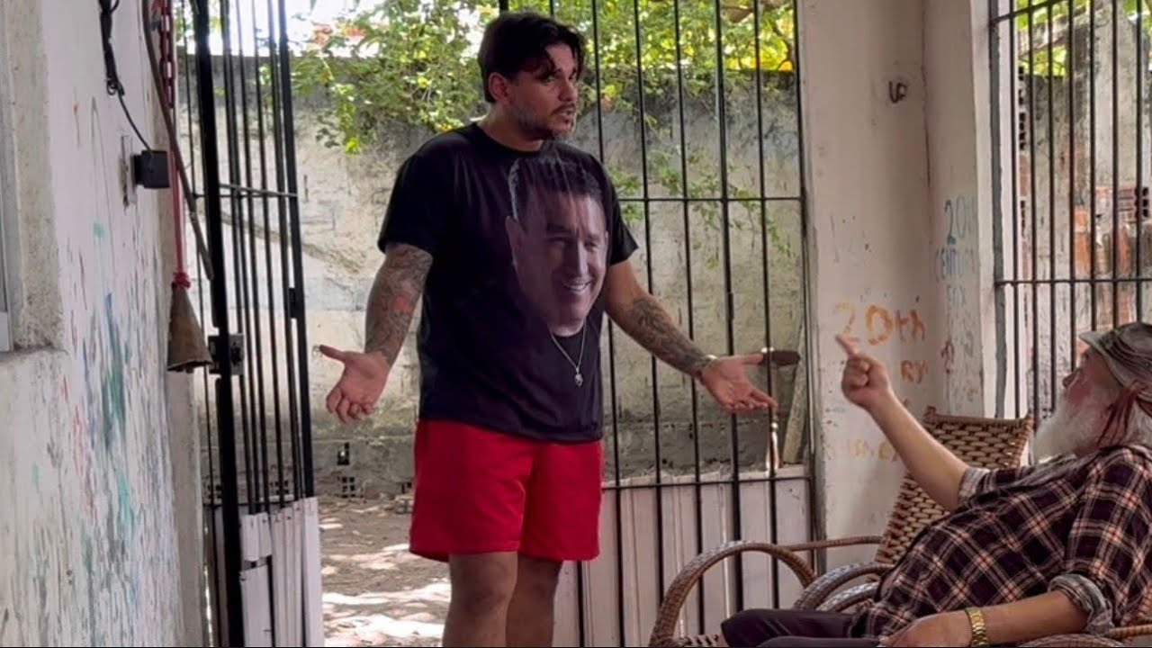 MANETIKIN USOU A CAMISA DE AMADO BATISTA PORQUE N&Atilde;O TINHA ROUPA MAIS 🤣