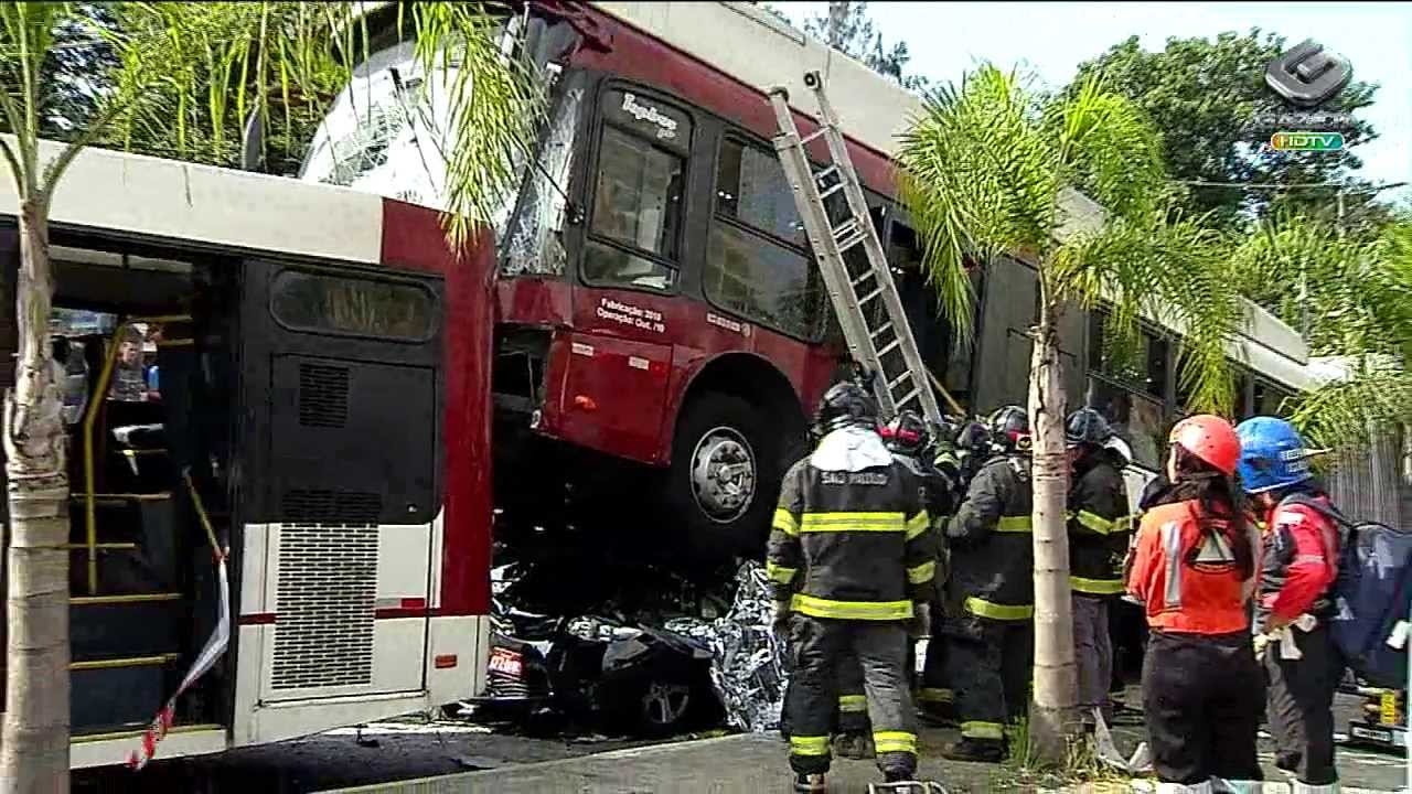 Jornal da Gazeta - Colisões de ônibus em faixas exclusivas se sucedem (27/02/14)