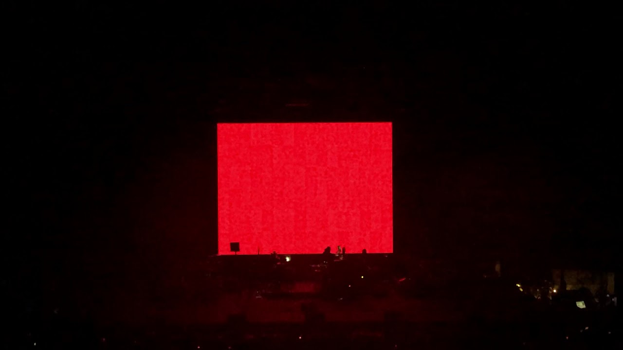 Massive Attack - I Found A Reason (The Velvet Underground cover - live at Campo Pequeno 18/02/2019)